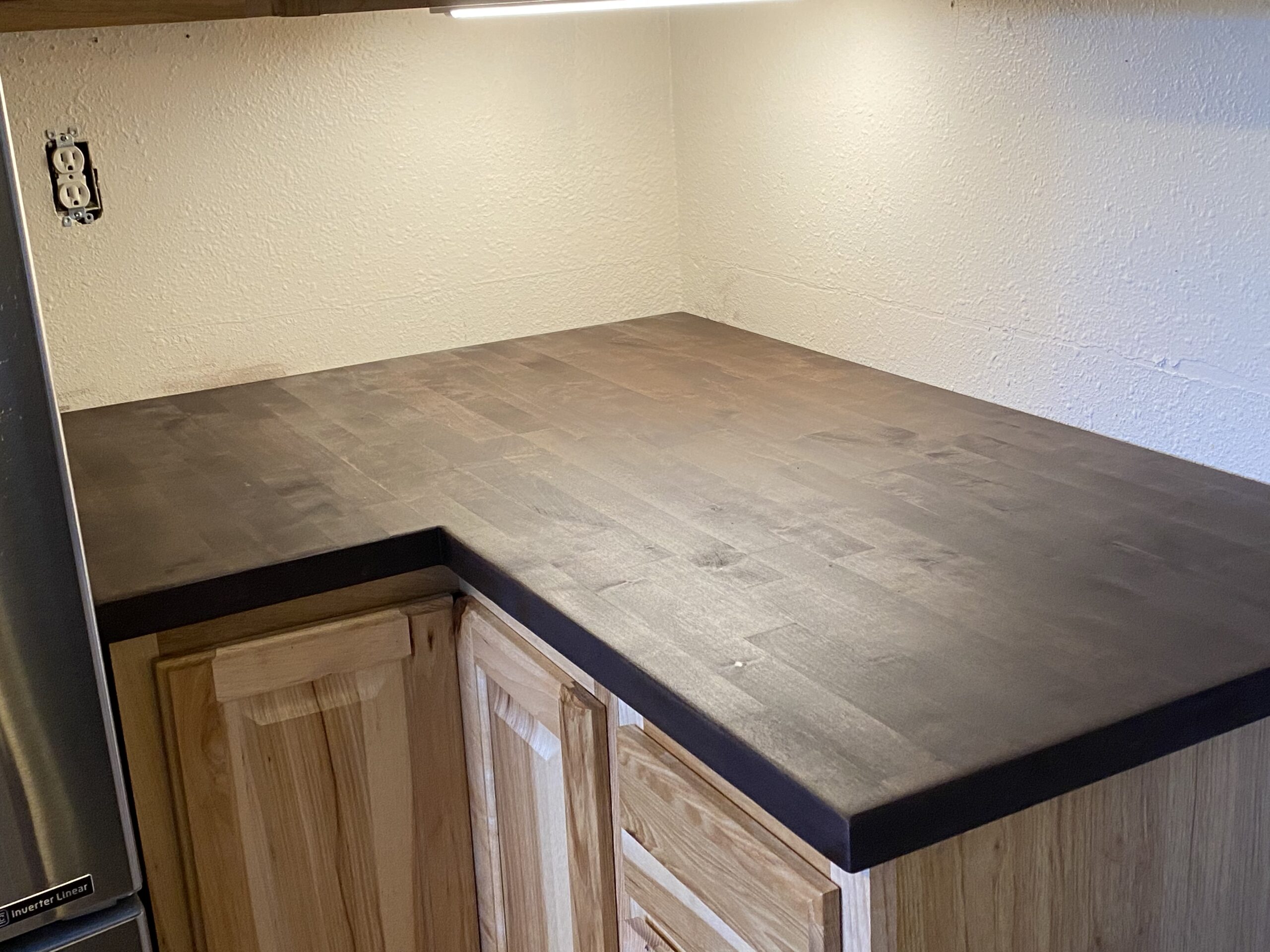 Read more about the article How Should You Finish Your Butcher Block Countertop?